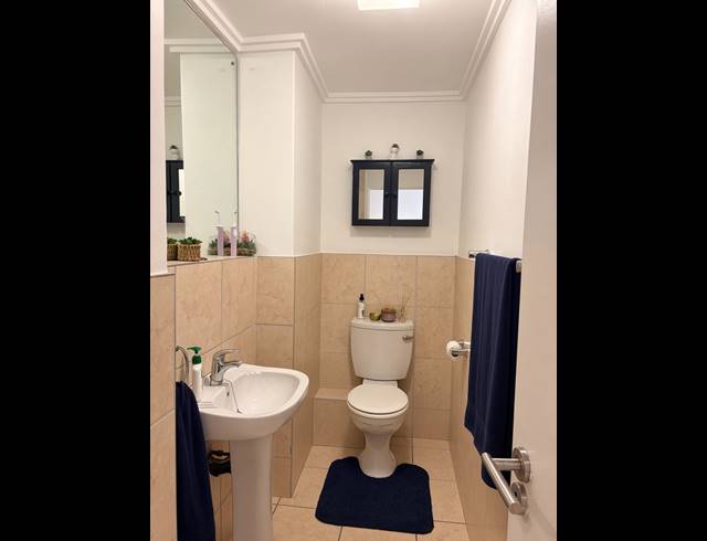 1 BEDROOM APARTMENT TO LET IN UMHLANGA RIDGE